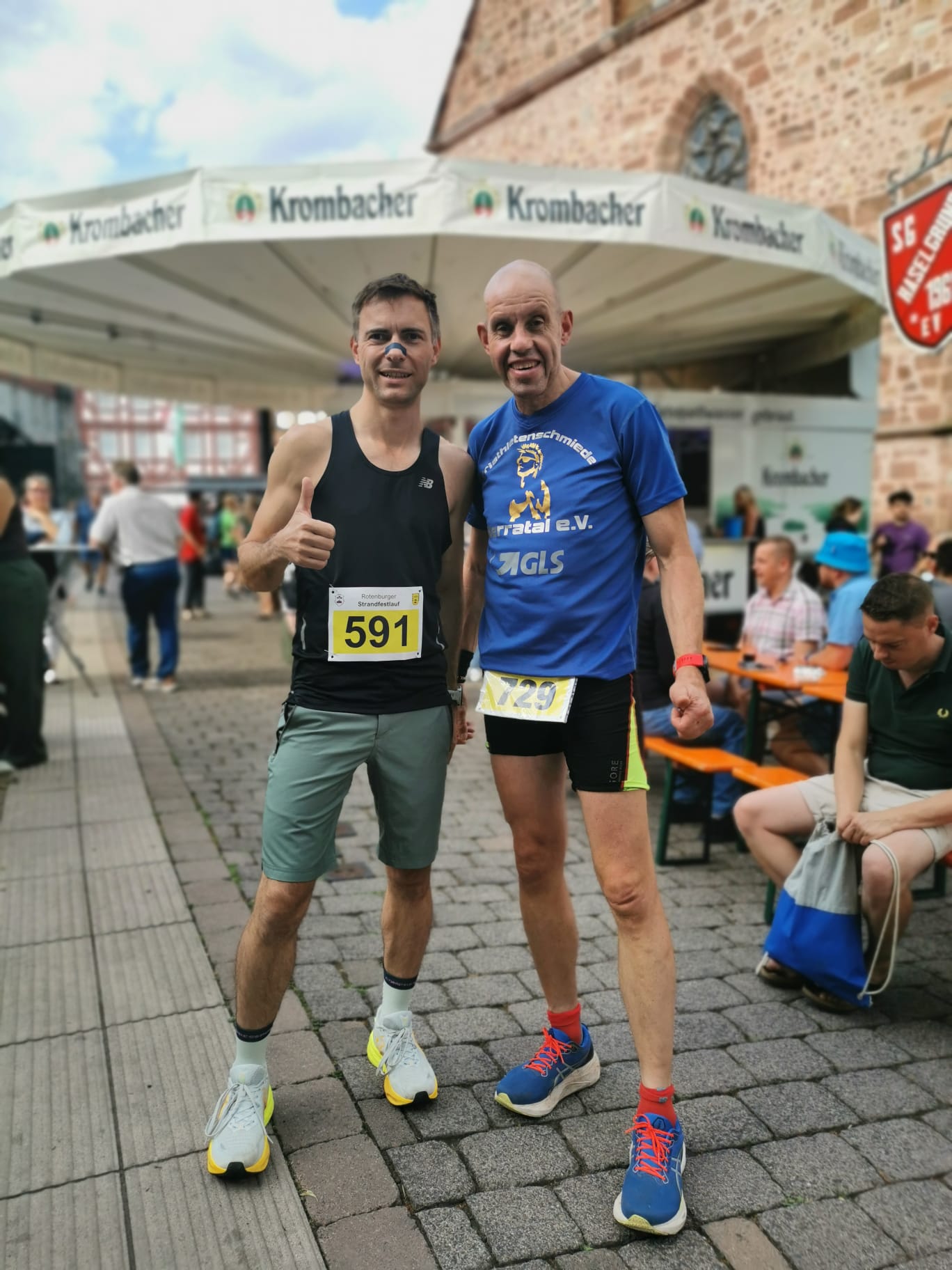 Maik Klotzbach und Thorsten Fey beim Strandfestlauf in Rotenburg